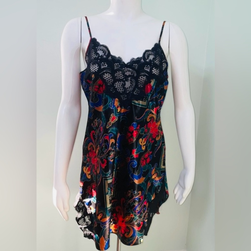 Victoria's Secret gold label nightie size medium